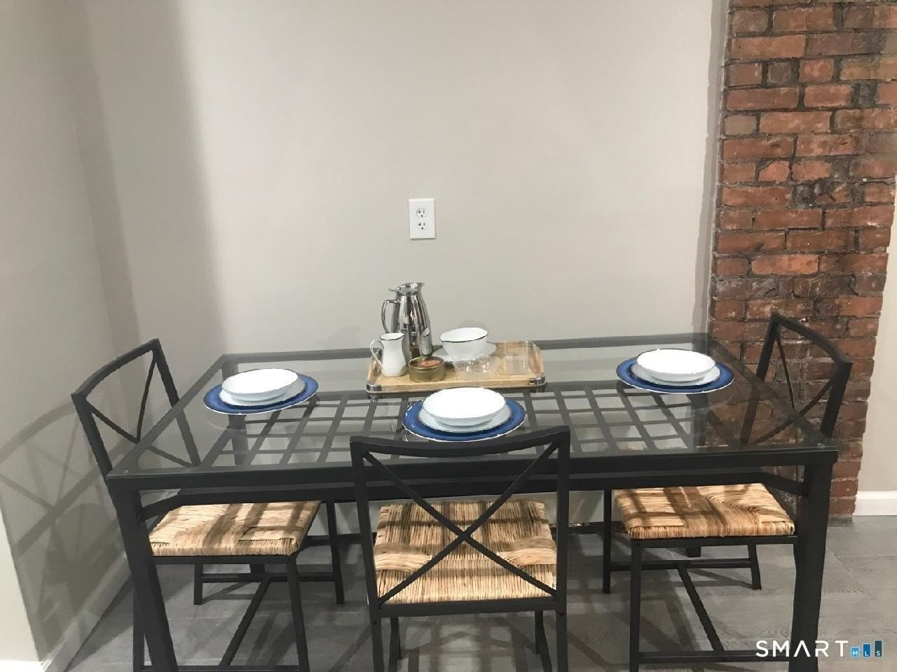 531 East St #3rdFL - Photo 6 of 20