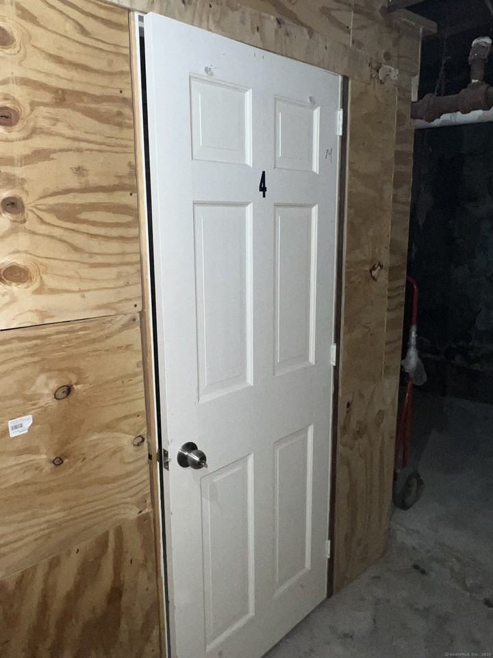 15 Huntington St #4 - Photo 7 of 8