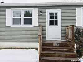 featured image of 142 Meridian St