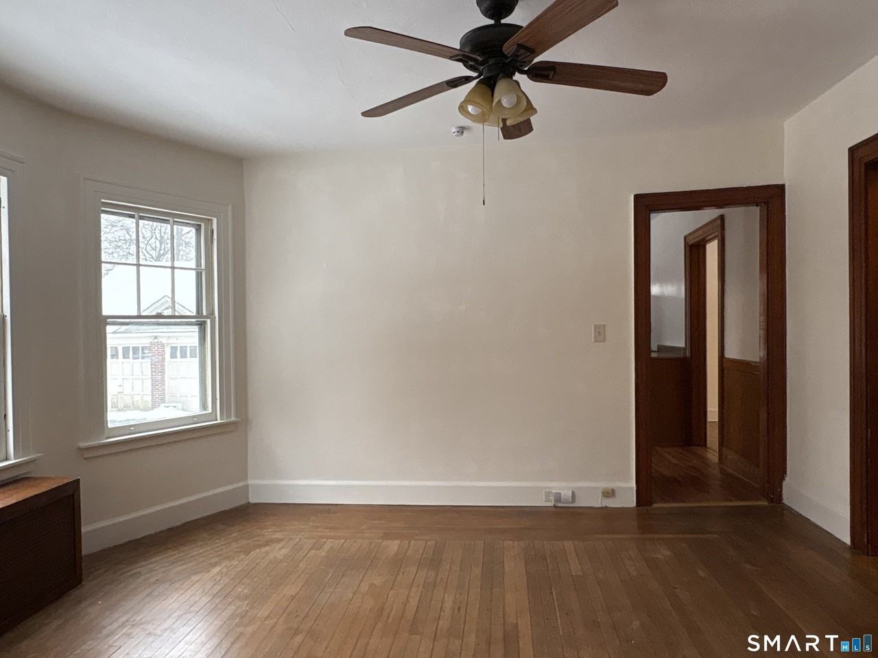 415 Litchfield St - Photo 6 of 23