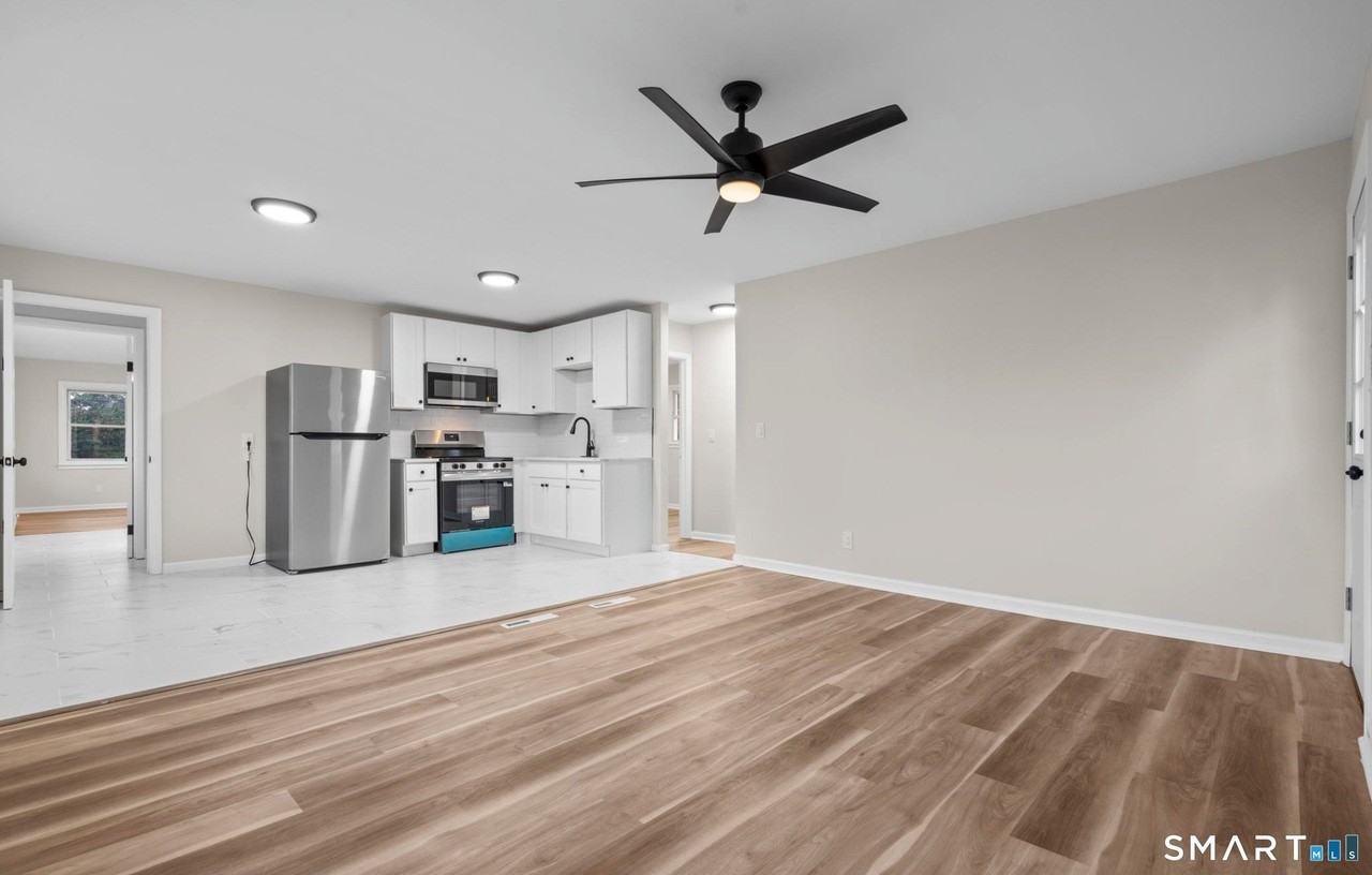 280 Marion St - Photo 6 of 9