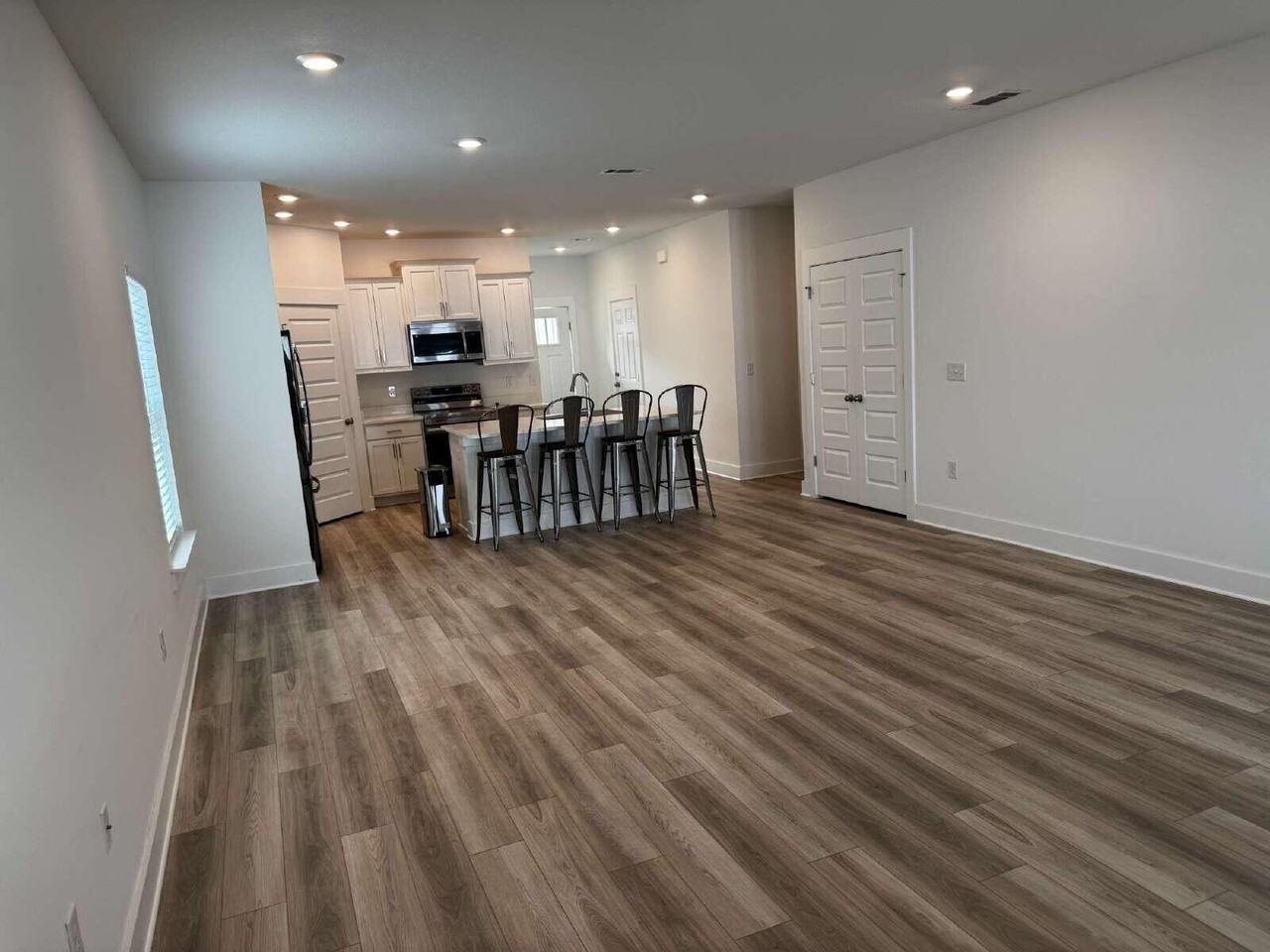 157 Blooming Cv - Photo 4 of 11