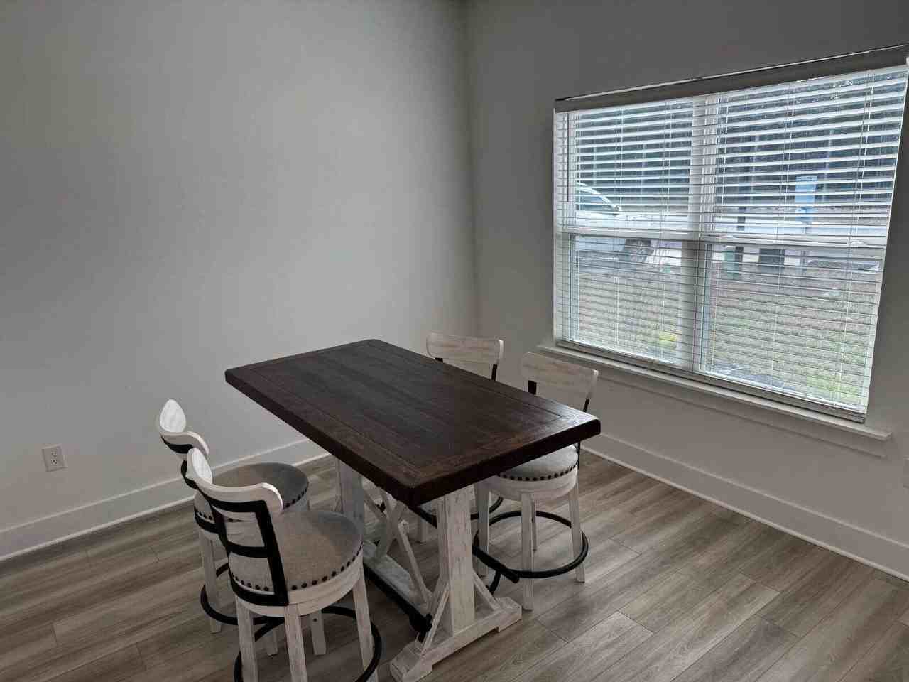 157 Blooming Cv - Photo 6 of 11