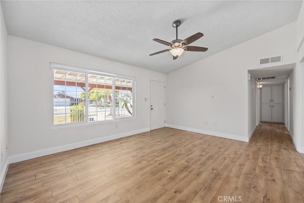 3812 Curry Ct #1 - Photo 5 of 33