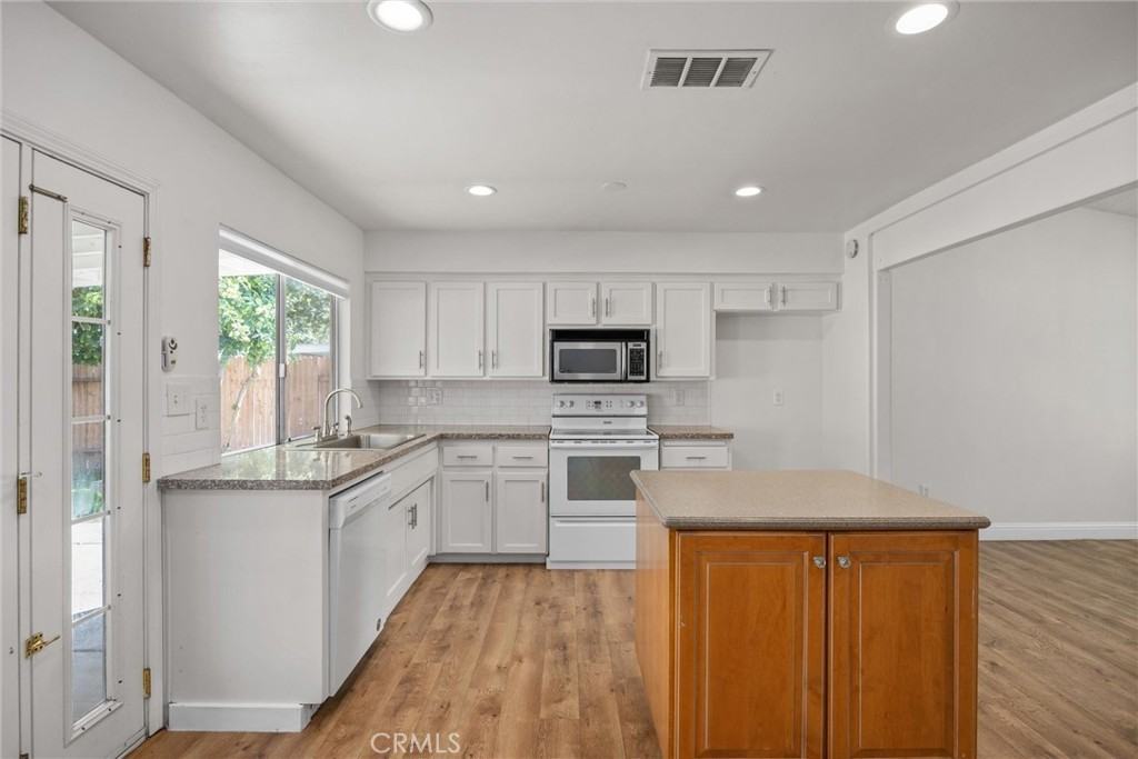 3812 Curry Ct #1 - Photo 6 of 33