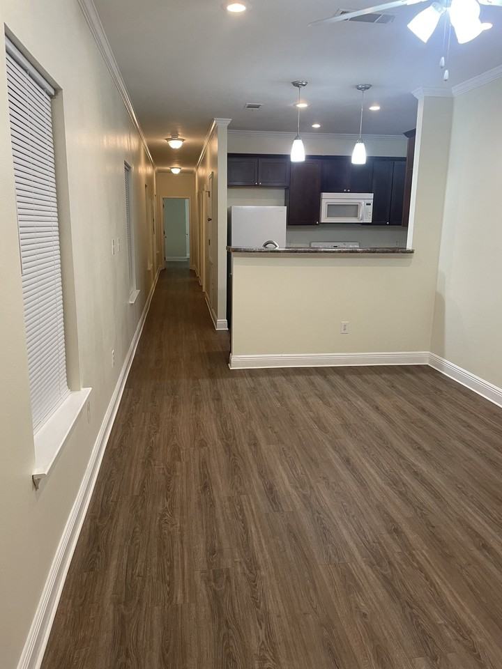 12198 Prudie Cir #A - Photo 2 of 20