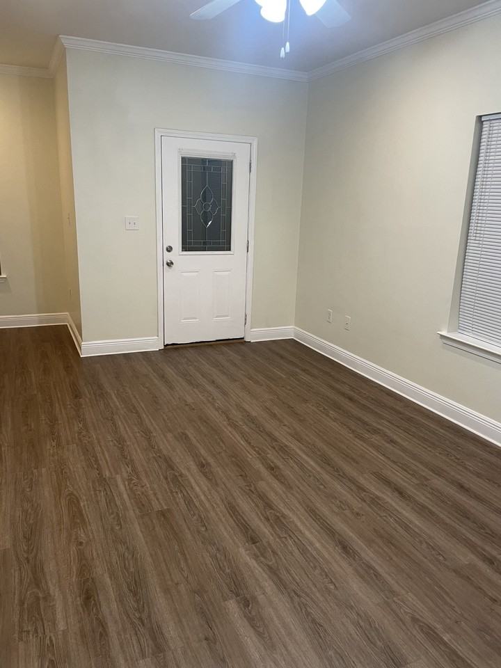 12198 Prudie Cir #A - Photo 5 of 20