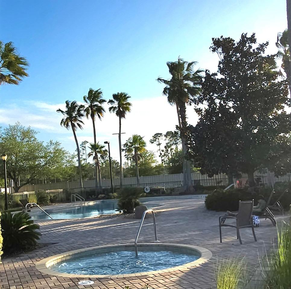 300 Via Castilla #202 - Photo 5 of 30