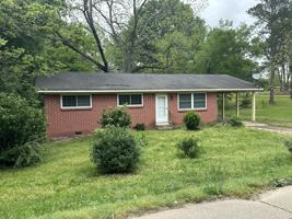 featured image of 170 E Tenth St #1