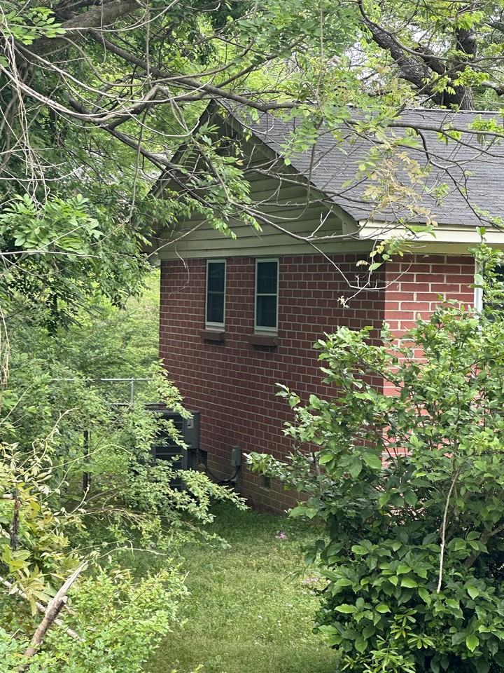 170 E Tenth St #1 - Photo 4 of 4