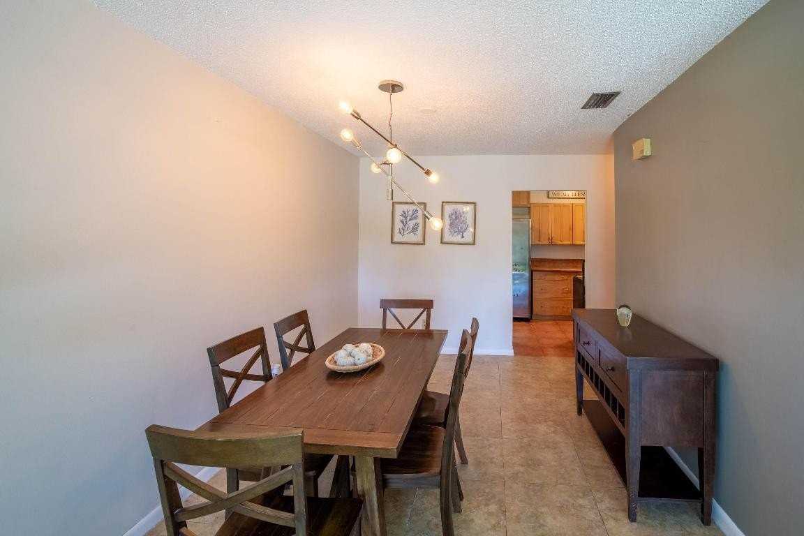 187 Auburn Dr - Photo 7 of 19