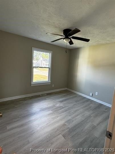 1574 Hazelcrest Dr - Photo 6 of 10