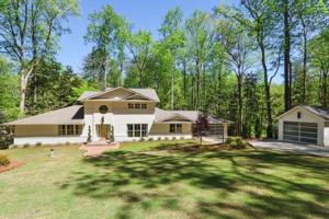 featured image of 1007 Somerset Dr Nw