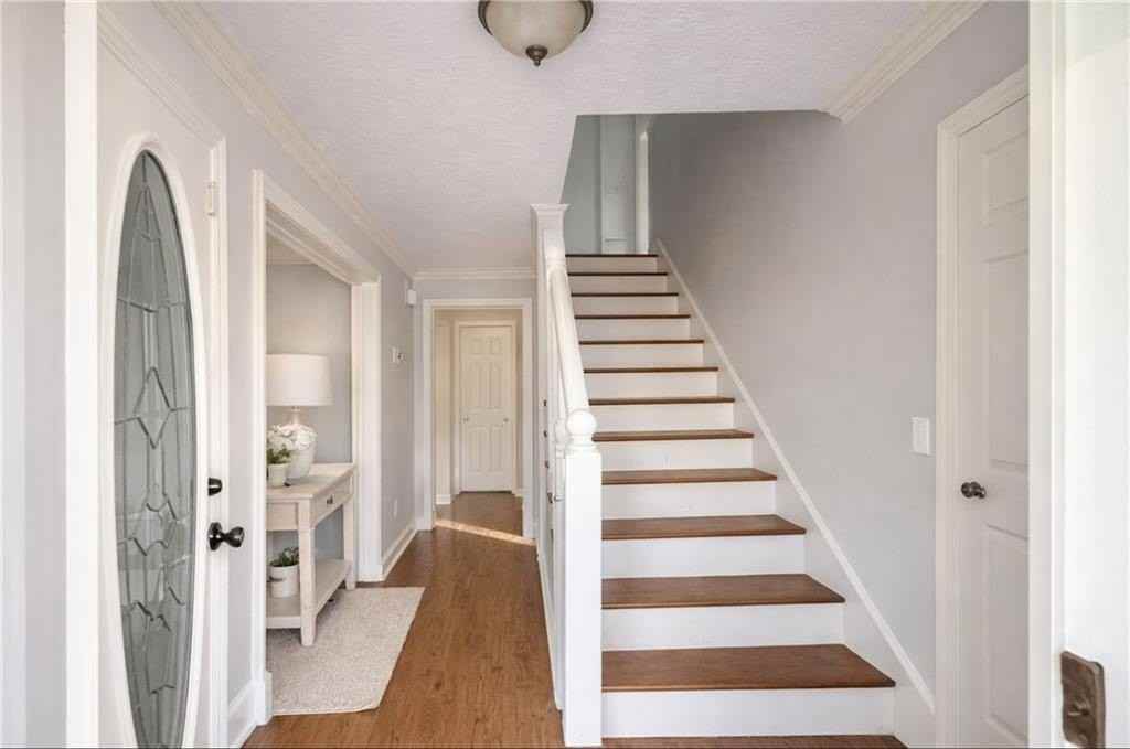 1960 Mceachern Manor Dr Sw - Photo 4 of 16