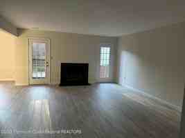 featured image of 9 Hancock Ln