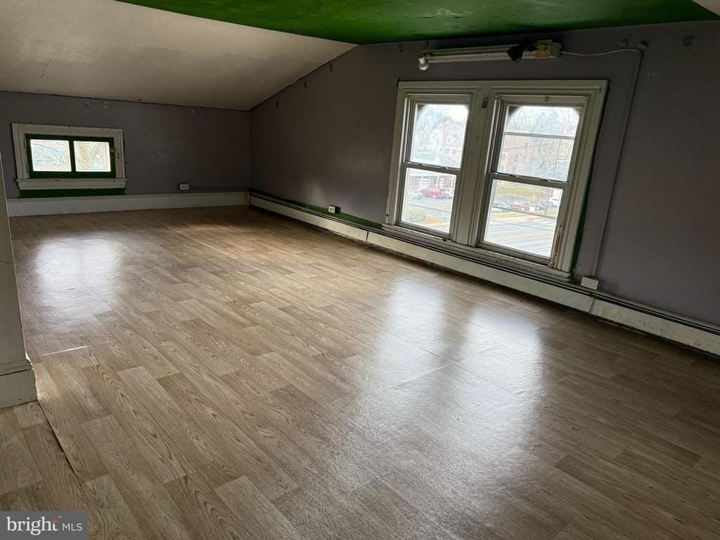 1530 Pennington Rd - Photo 4 of 12