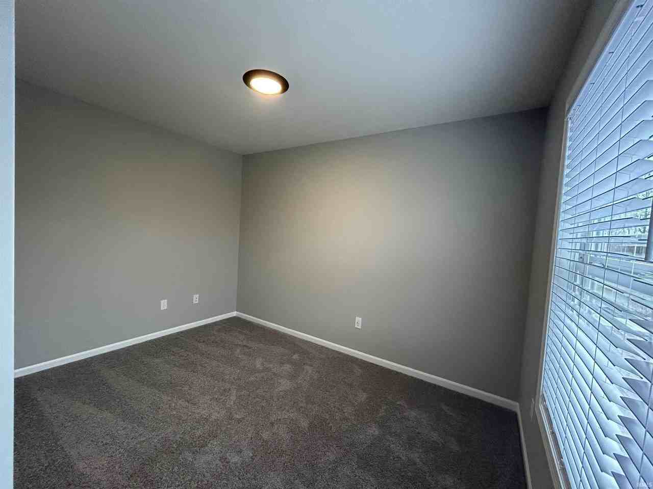 204 Brescia Dr - Photo 3 of 18