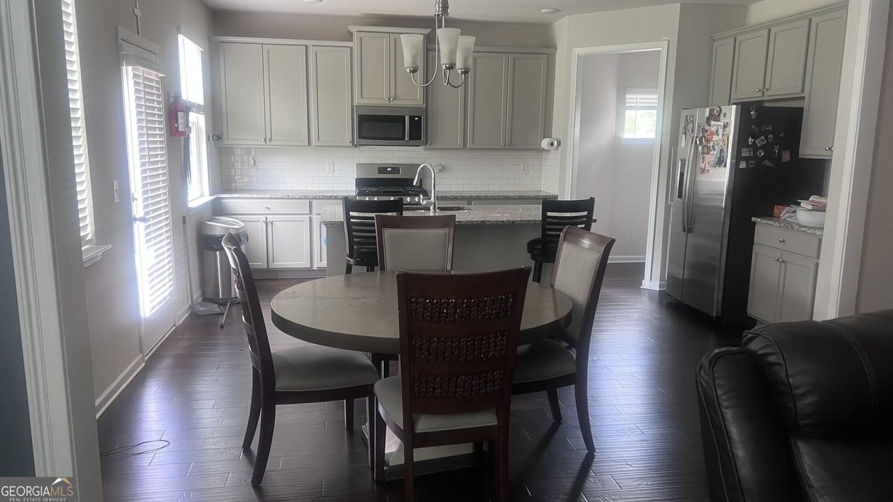 3750 Richmond Bnd - Photo 6 of 9