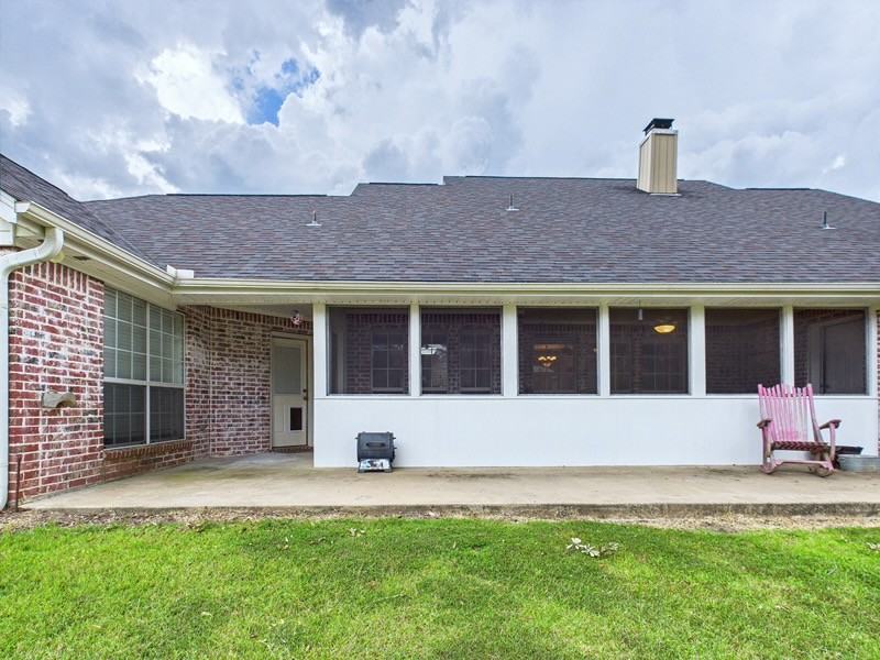 1014 Redbud Ave #1 - Photo 4 of 16