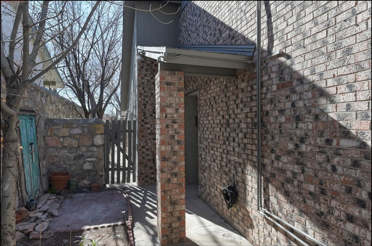 6634 Dawn Dr Apt D #D - Photo 4 of 41