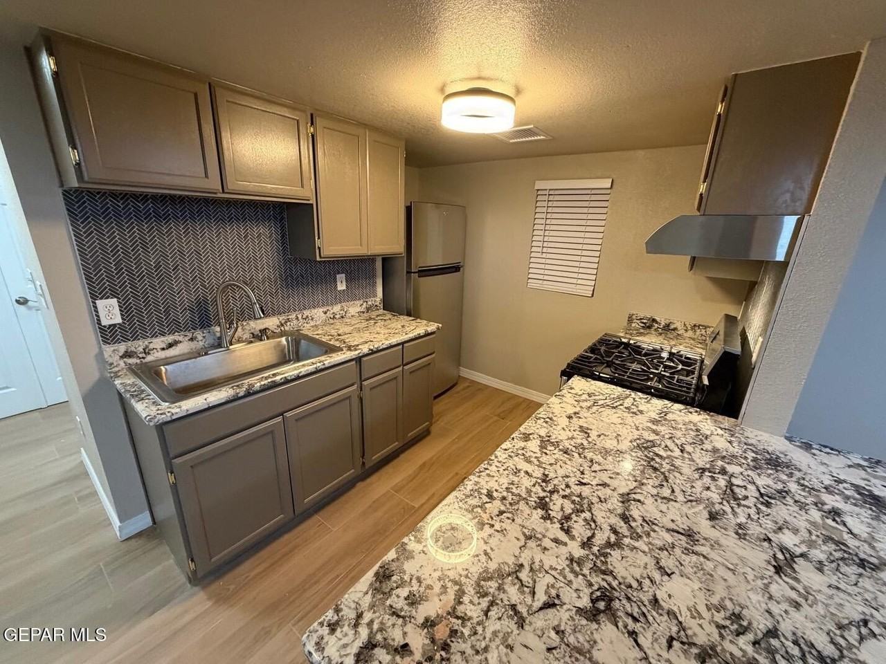 3585 Waterspring Ln - Photo 6 of 33