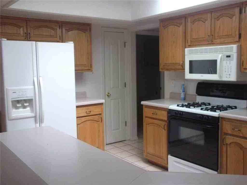 7680 Dianjou Dr - Photo 5 of 18