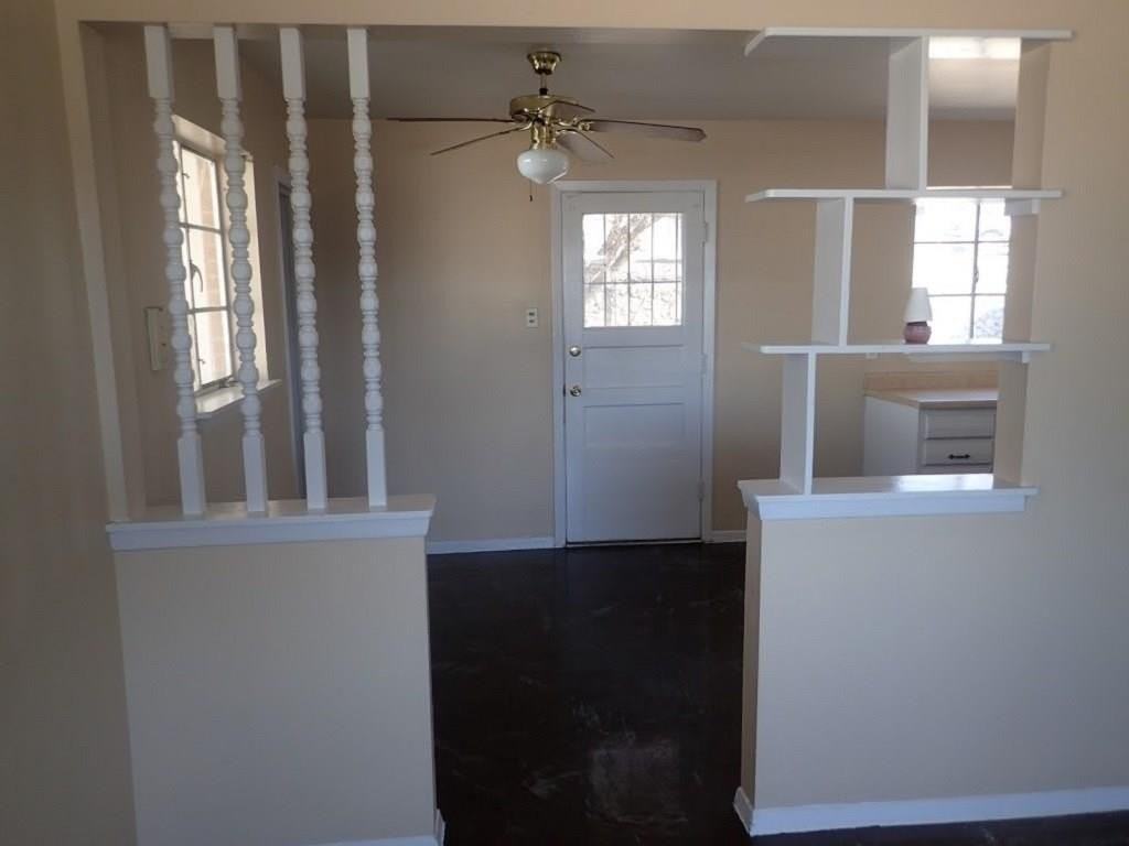 7211 Safford Ct - Photo 4 of 23