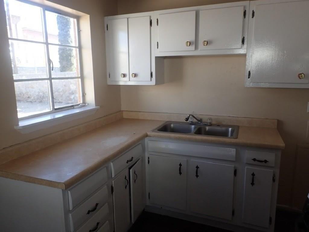 7211 Safford Ct - Photo 7 of 23