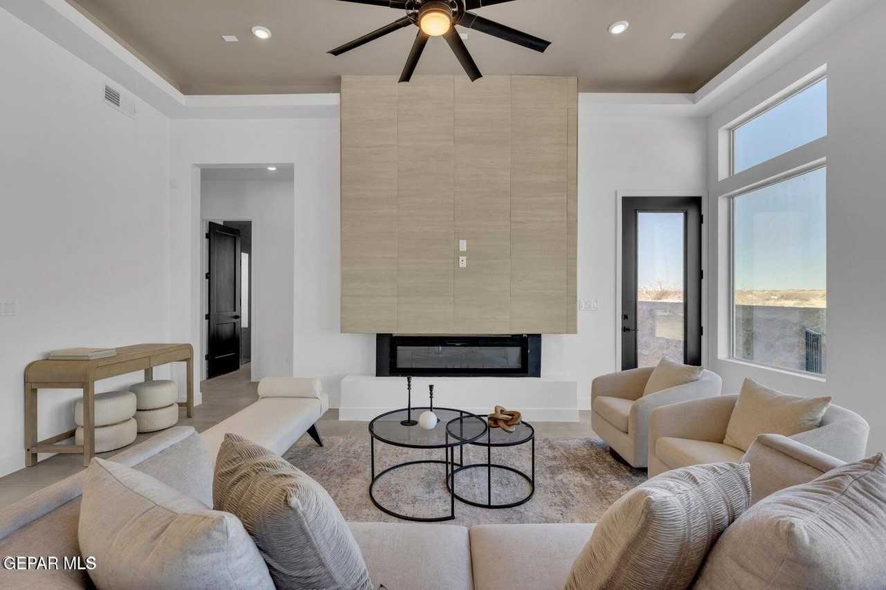 12741 Presistence Ave - Photo 5 of 38