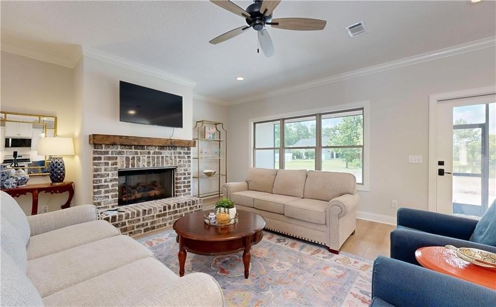 585 Freedom Trl - Photo 2 of 25