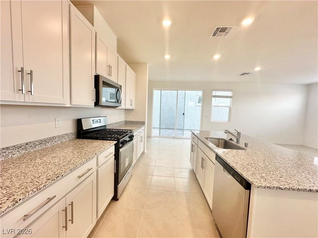 9140 Nostrand Ave - Photo 5 of 20