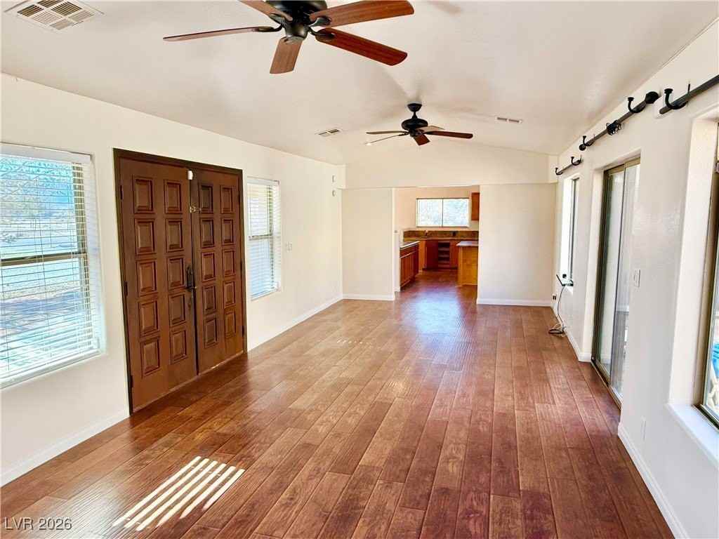 1100 Dollar St - Photo 2 of 28