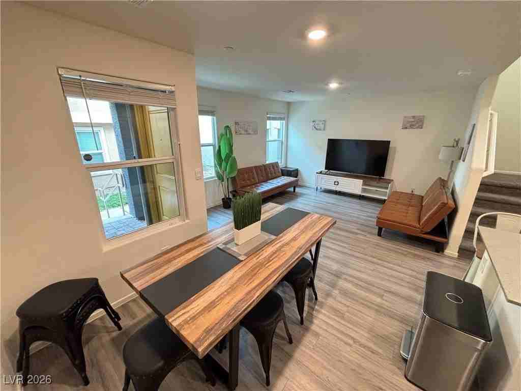 4852 Wine Ridge Ave - Photo 7 of 37