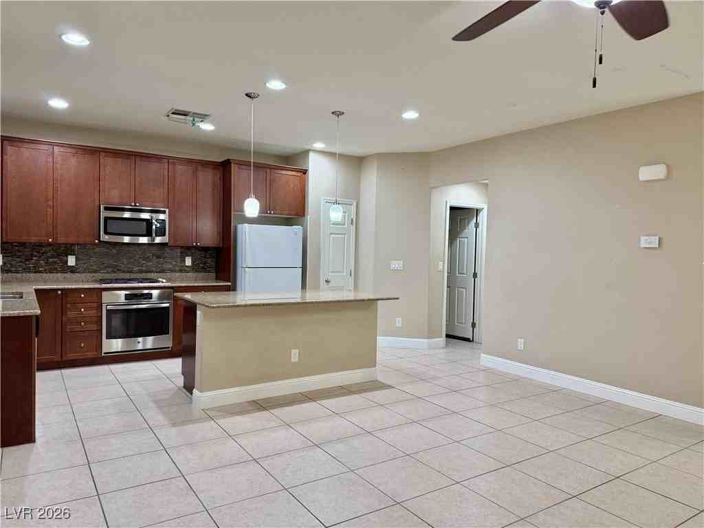 5663 Foxglove Field St - Photo 4 of 45