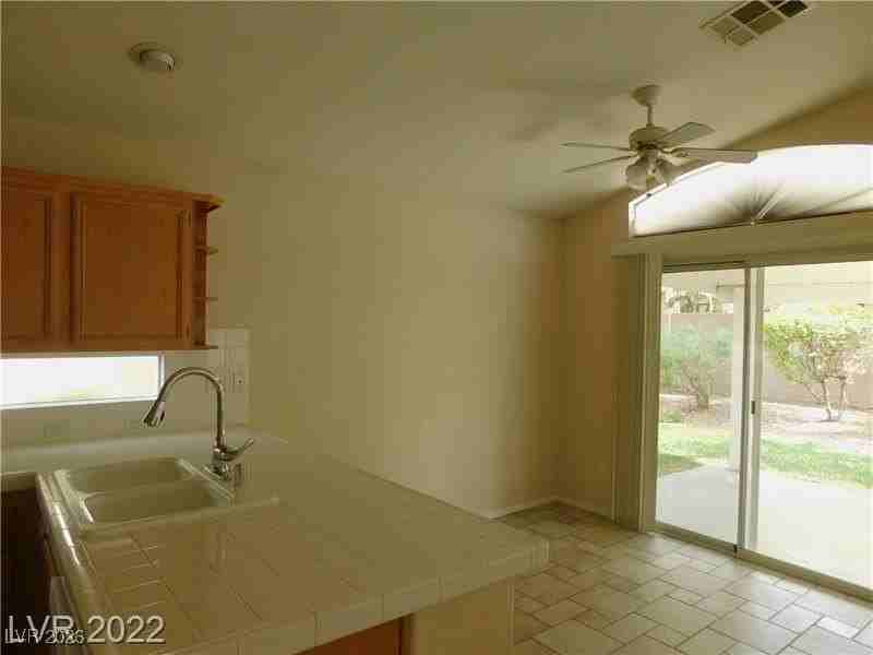 1155 Sierra Laurel Ct - Photo 5 of 12