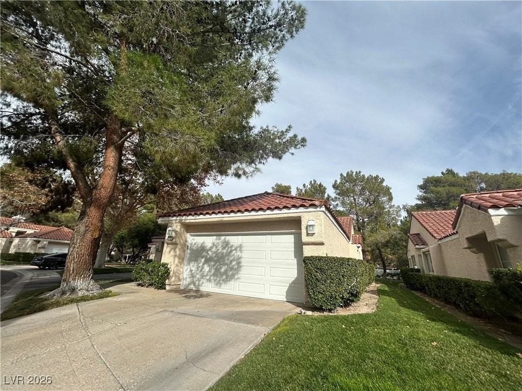 7060 Big Springs Ct - Photo 2 of 19