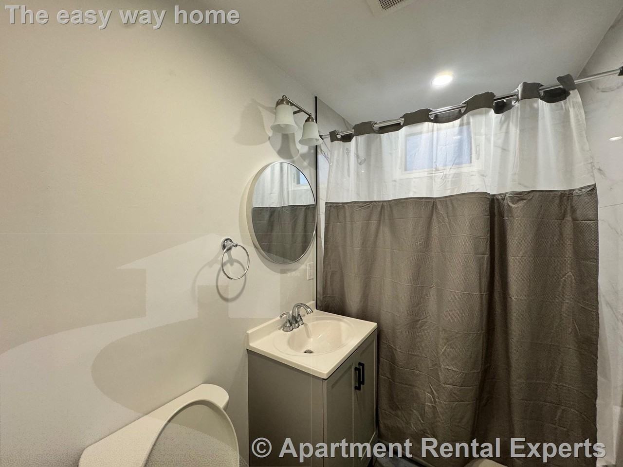 136 Sharon St #2 - Photo 4 of 17