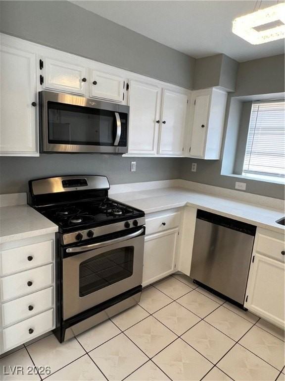 5335 Hollow Brook Ave - Photo 3 of 14