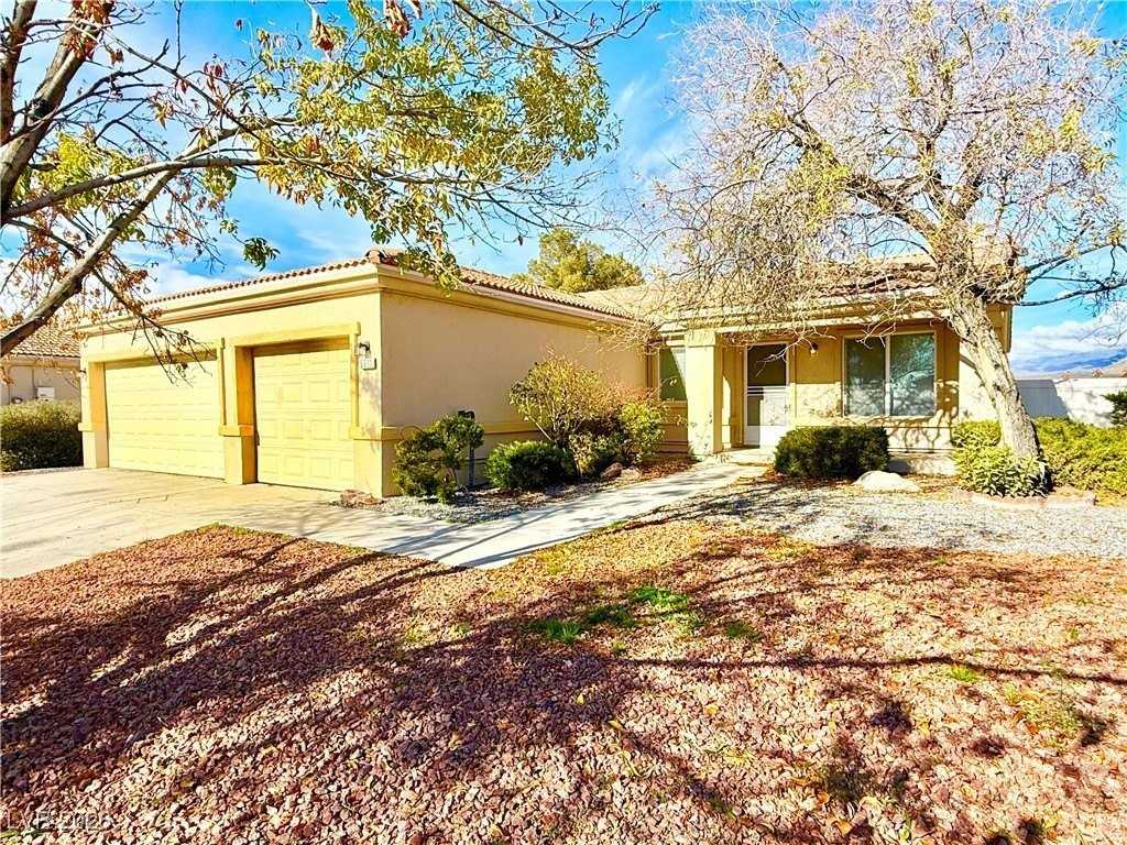 5810 E Badlands Ln - Photo 2 of 31