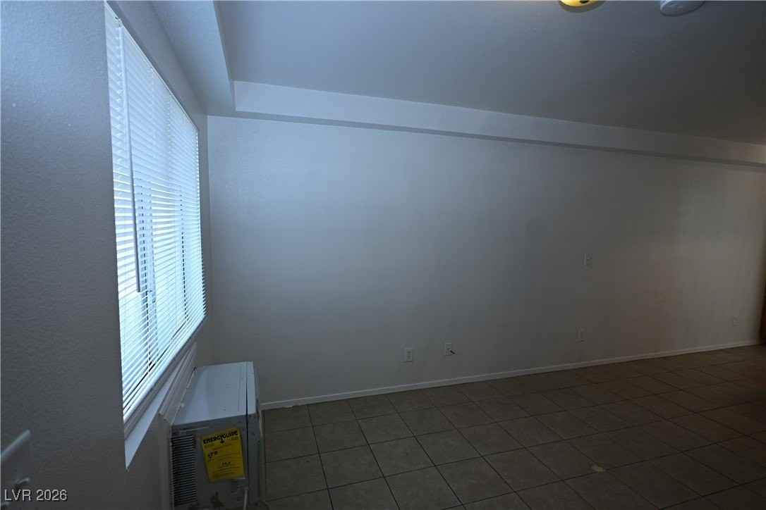 3017 E Carey Ave #4 - Photo 2 of 12