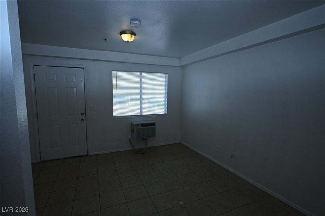 3017 E Carey Ave #4 - Photo 3 of 12