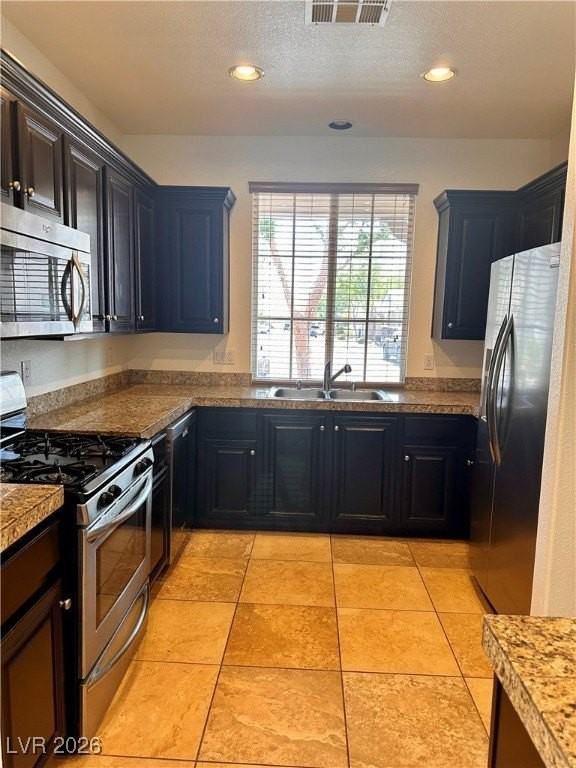 8465 Adams Grove St - Photo 3 of 37