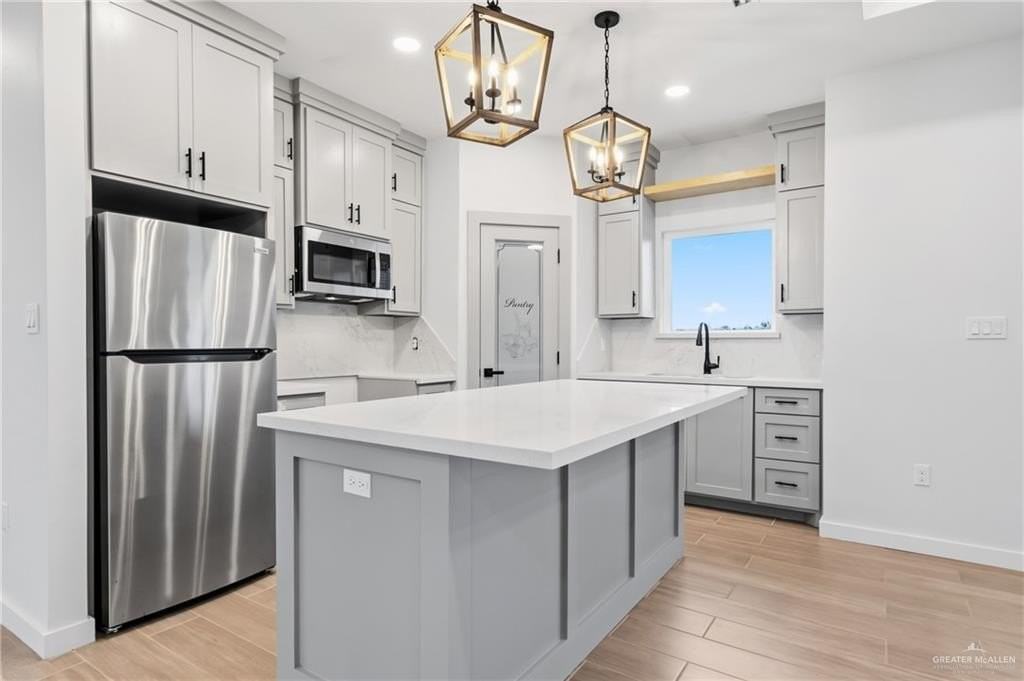 2437 Calle Moreno - Photo 5 of 17