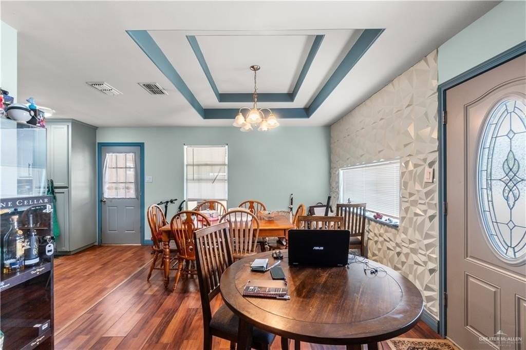 1708 Rio De Janeiro St - Photo 7 of 22