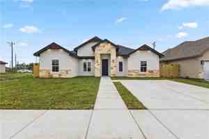 featured image of 2352 Dorcas Circle