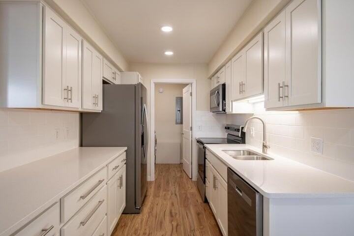 1529 Wismer St - Photo 4 of 14