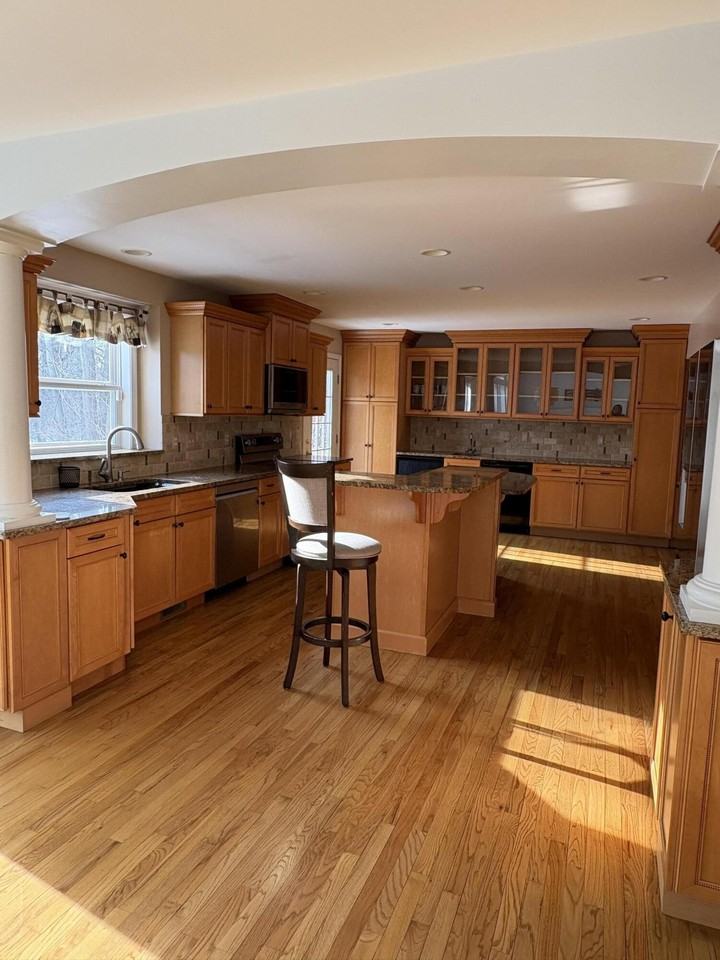 1280 Waterways Dr - Photo 2 of 18