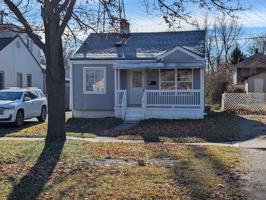 featured image of 305 South Blvd W