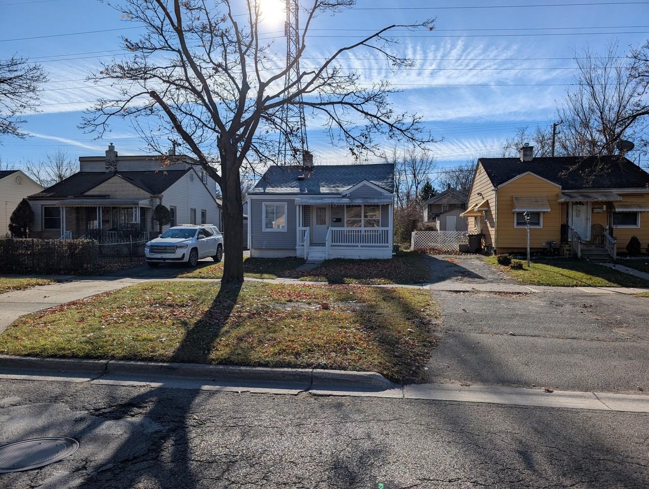 305 South Blvd W - Photo 3 of 16