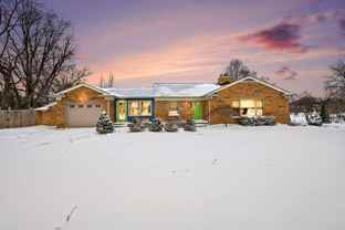 2907 Cascade Rd Se - Photo 1 of 1